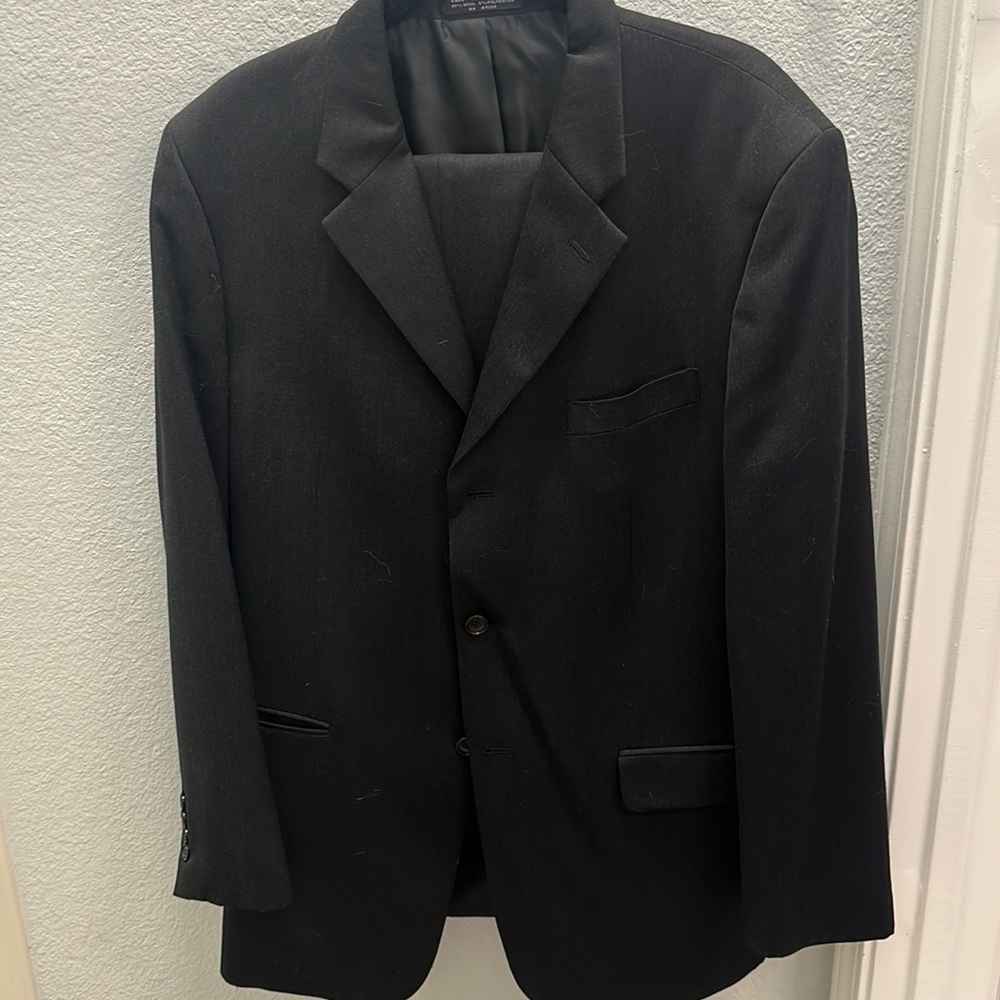 Dark gray men’s suit